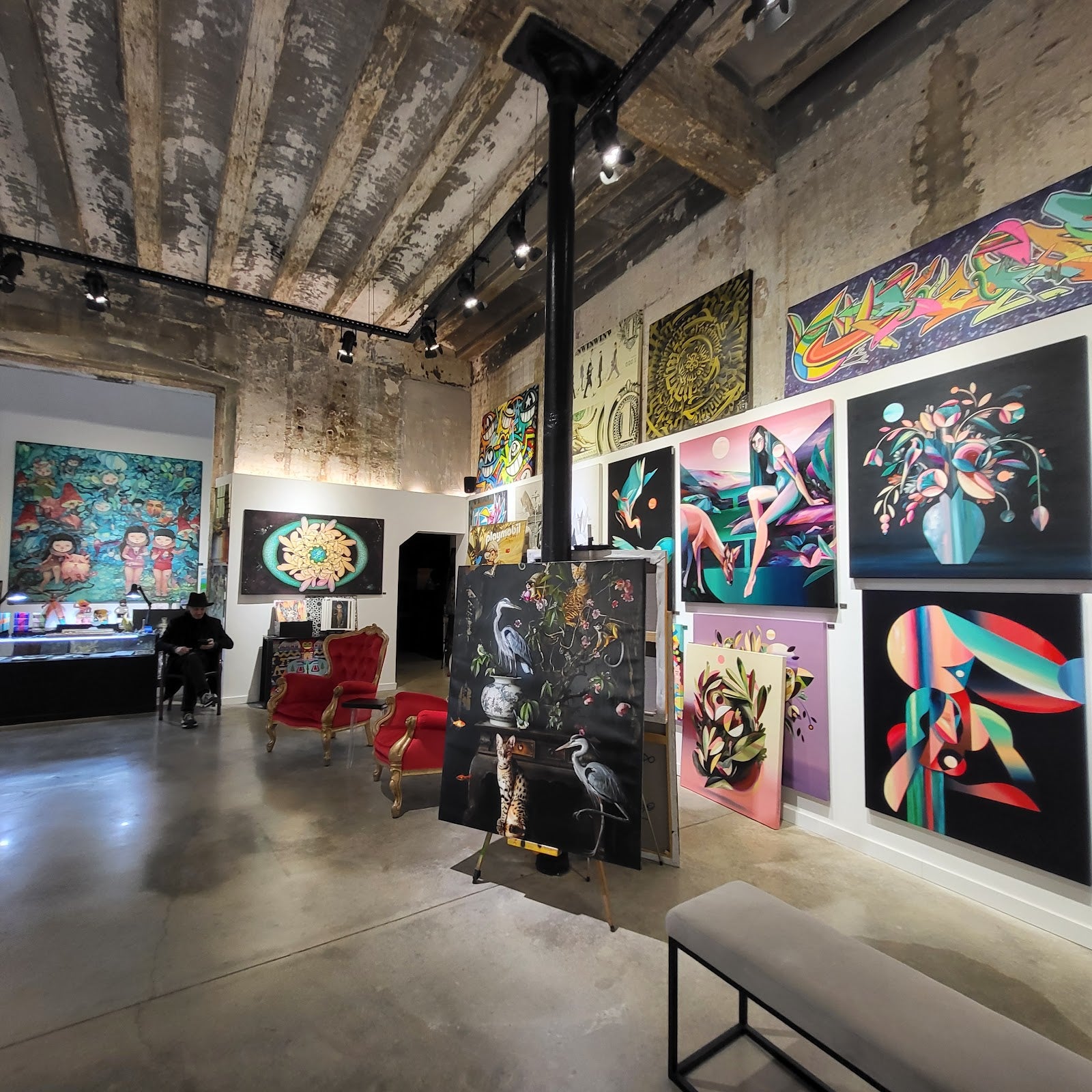 Art Gallery Barcelona - Base Elements Gallery