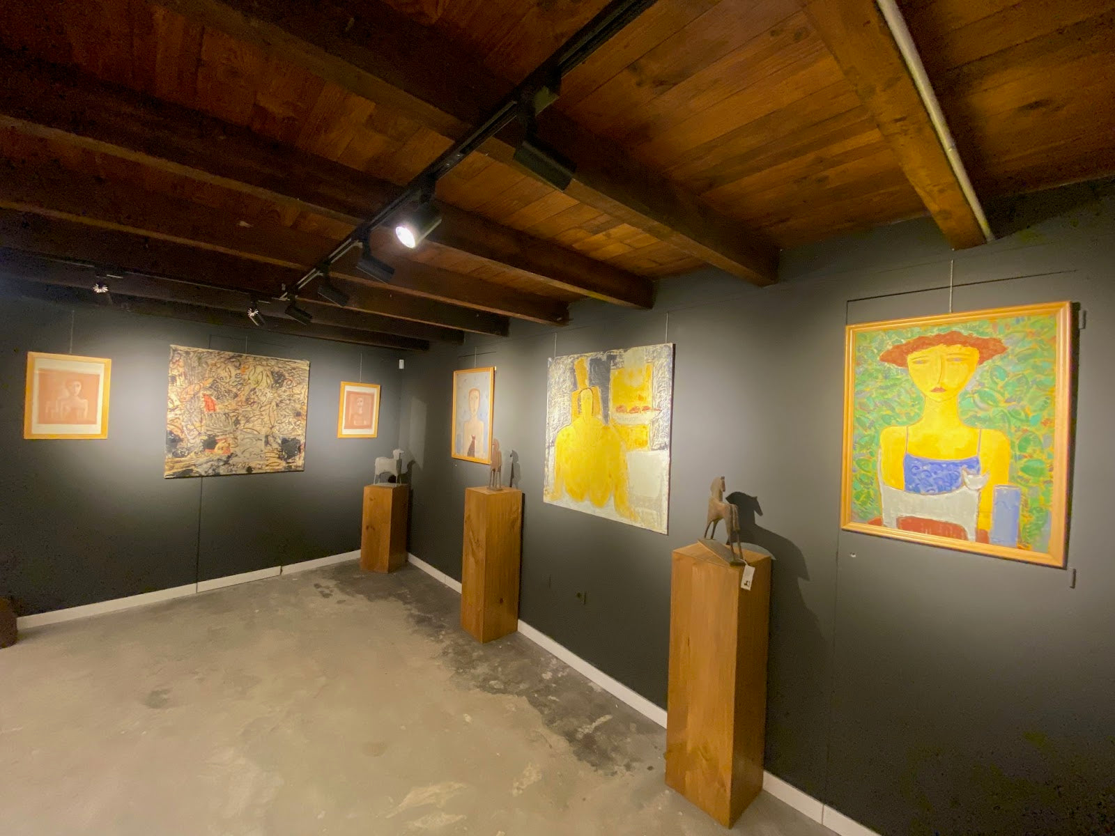 Begemot Art Gallery