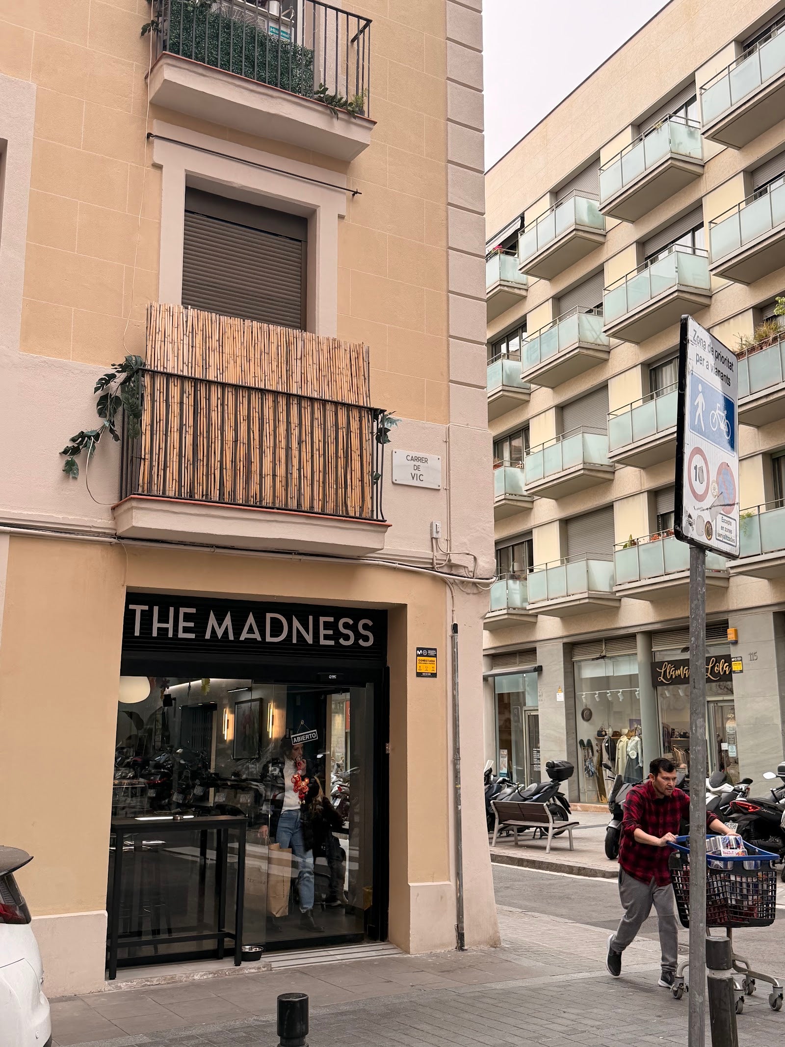 The Madness Speciality Coffee Shop